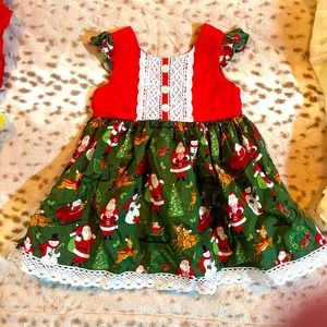 Ricrac & Ruffles santa apron dress
Size 2T
